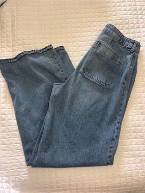 Woman’s Free Assembly 12 Blue Denim Jeans